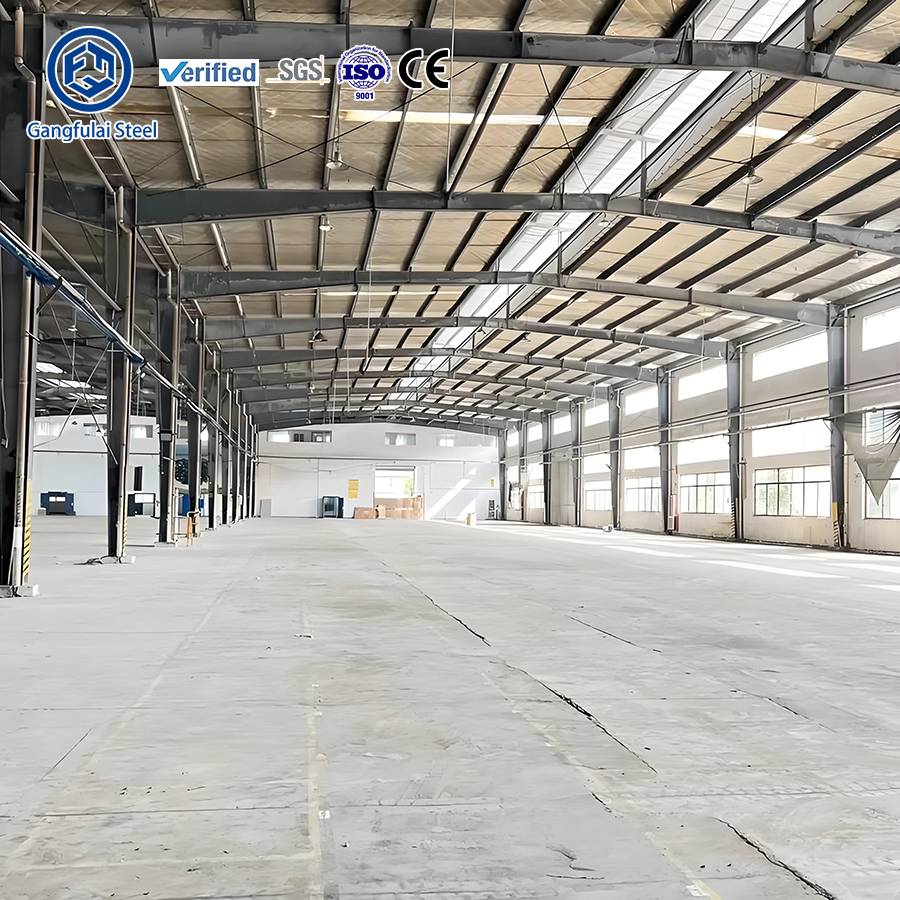 Custom PEB Steel Warehouse Large Span Logistics Storage Plant with Modern Design High Wind Resistance