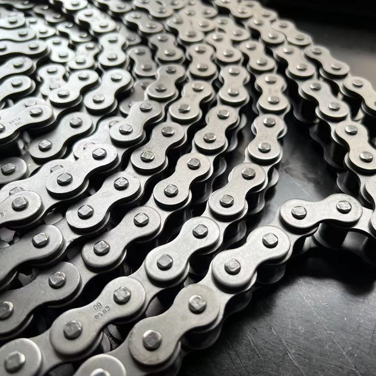 Factory Customization 12A-1 Chains Conveyor Chain Roller Chain Suitable For Major Brand Agricultural Machinery Products