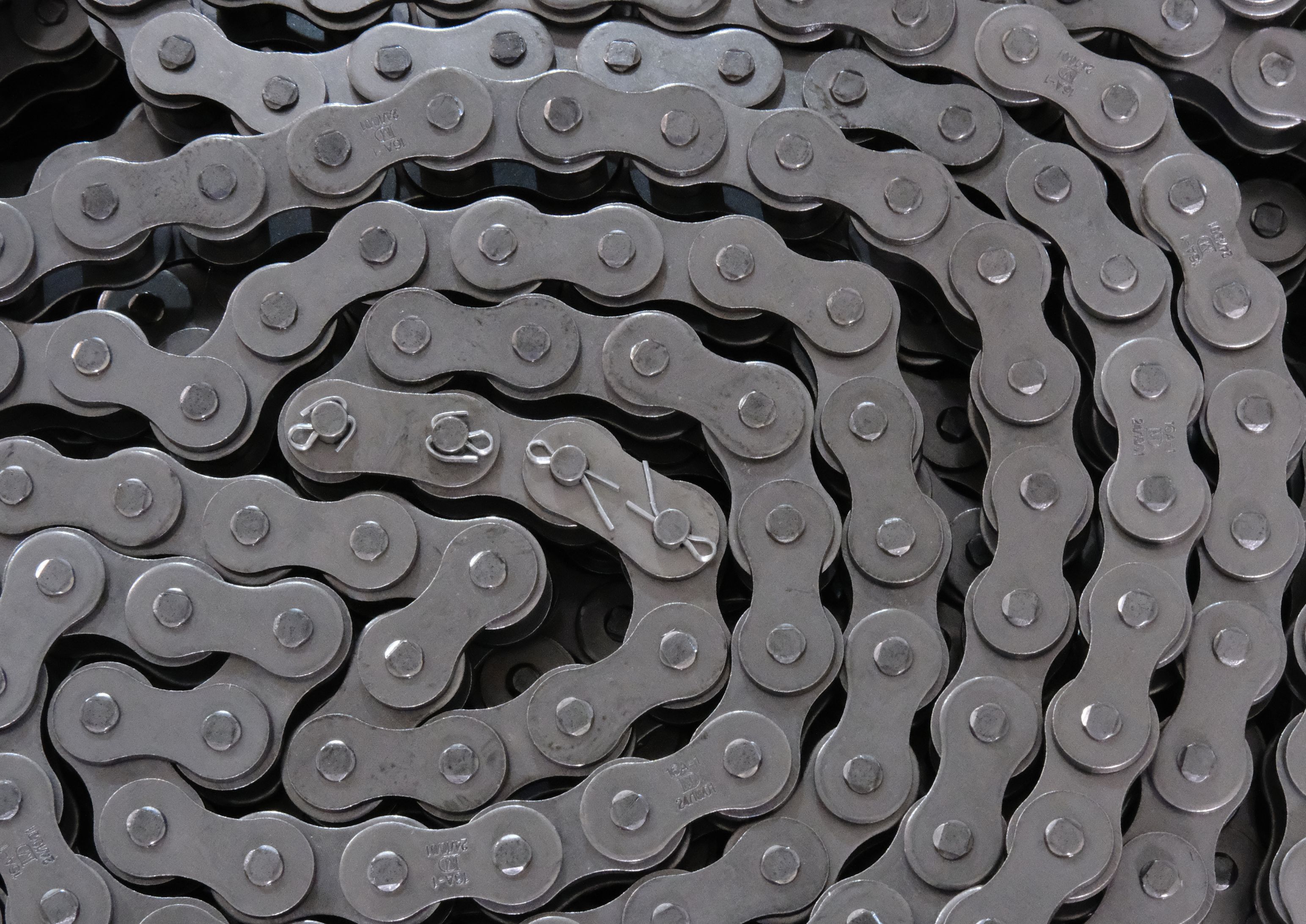Factory Customization 12A-1 Chains Conveyor Chain Roller Chain Suitable For Major Brand Agricultural Machinery Products
